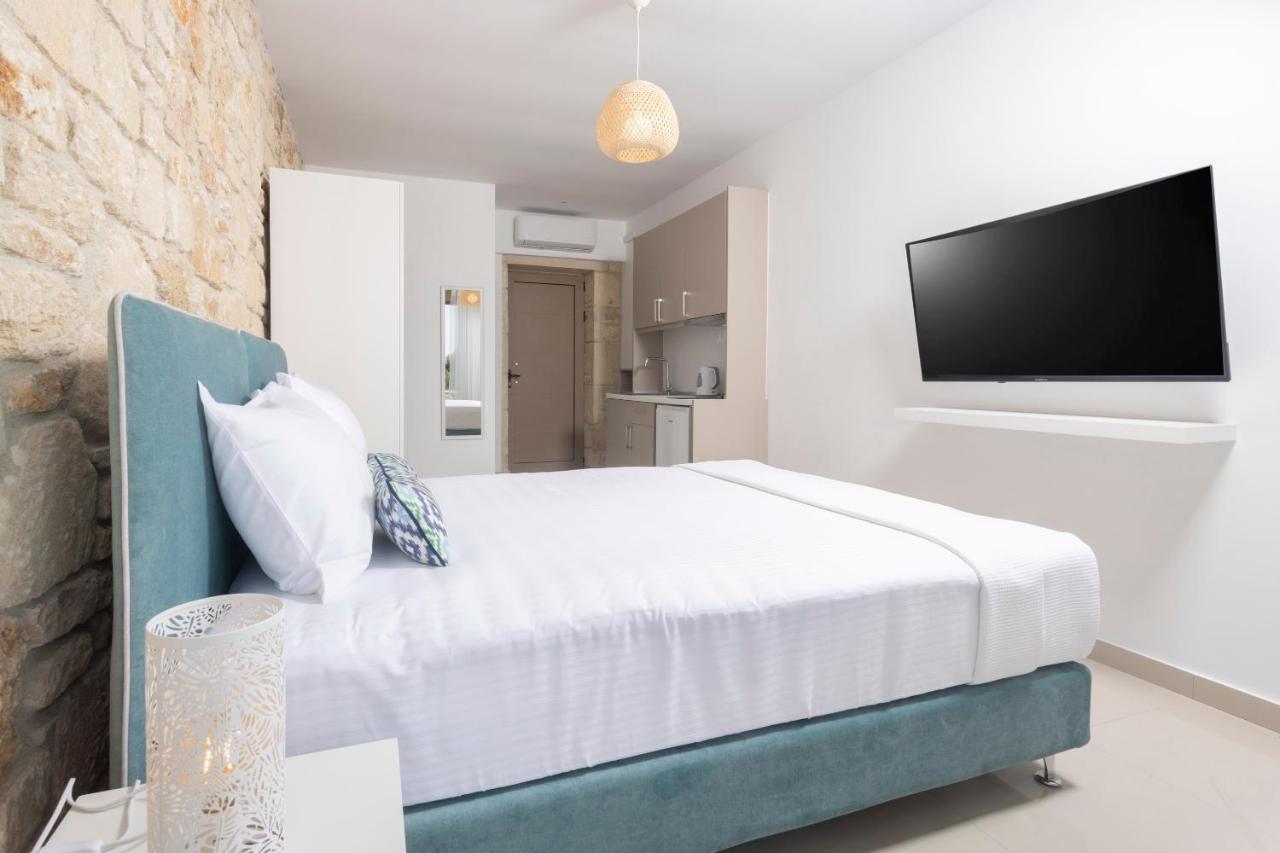 Anna Mare Luxury Apartments Афитос Экстерьер фото