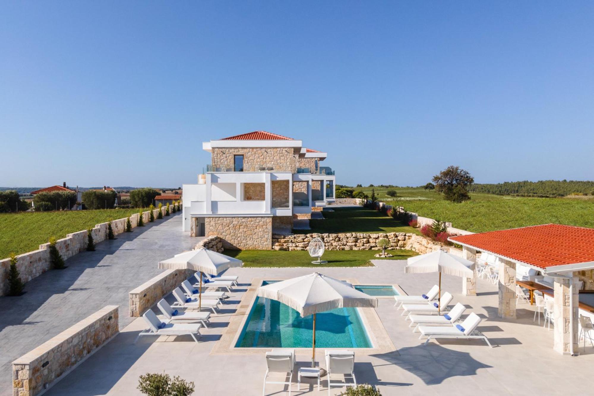 Anna Mare Luxury Apartments Афитос Экстерьер фото