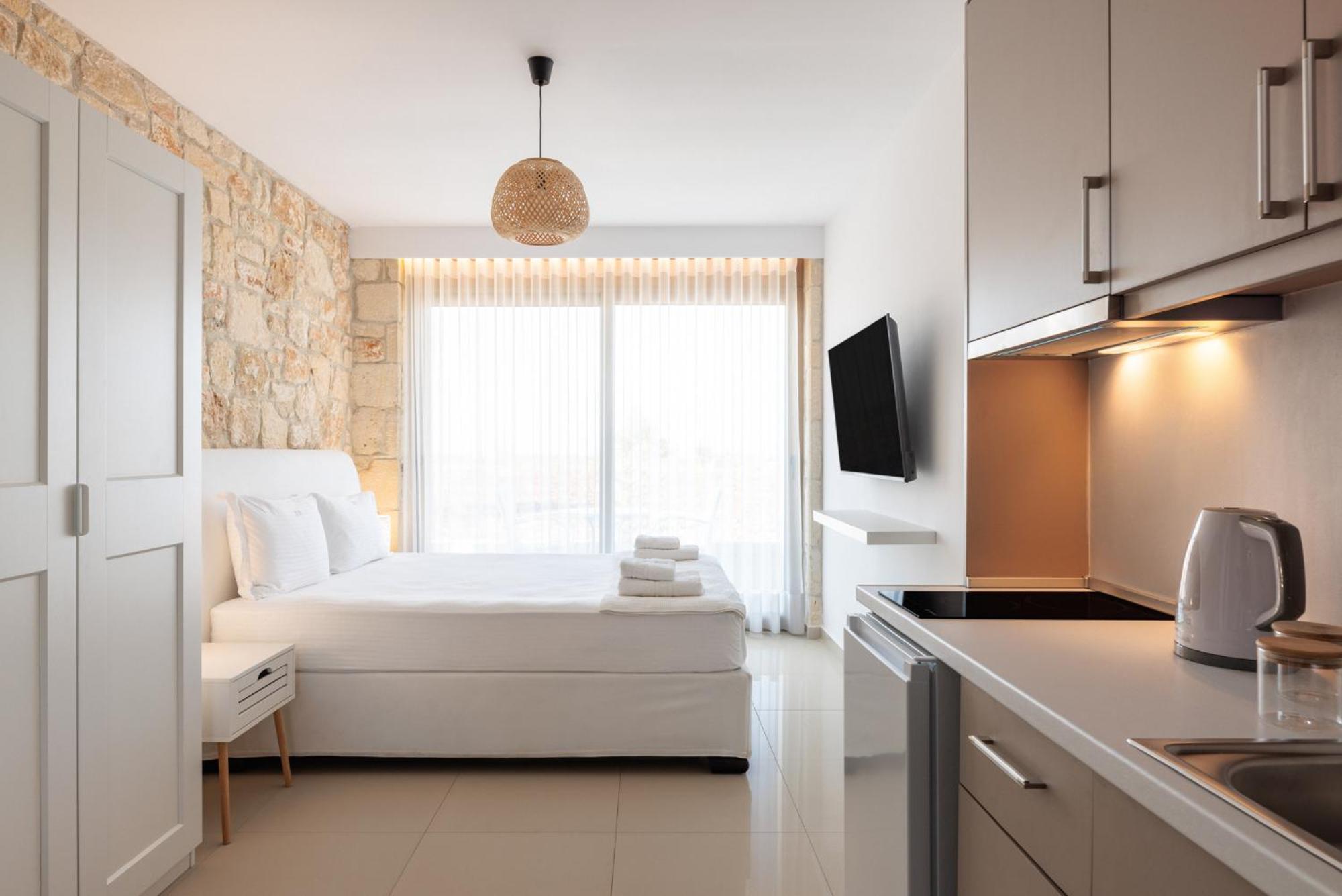 Anna Mare Luxury Apartments Афитос Номер фото
