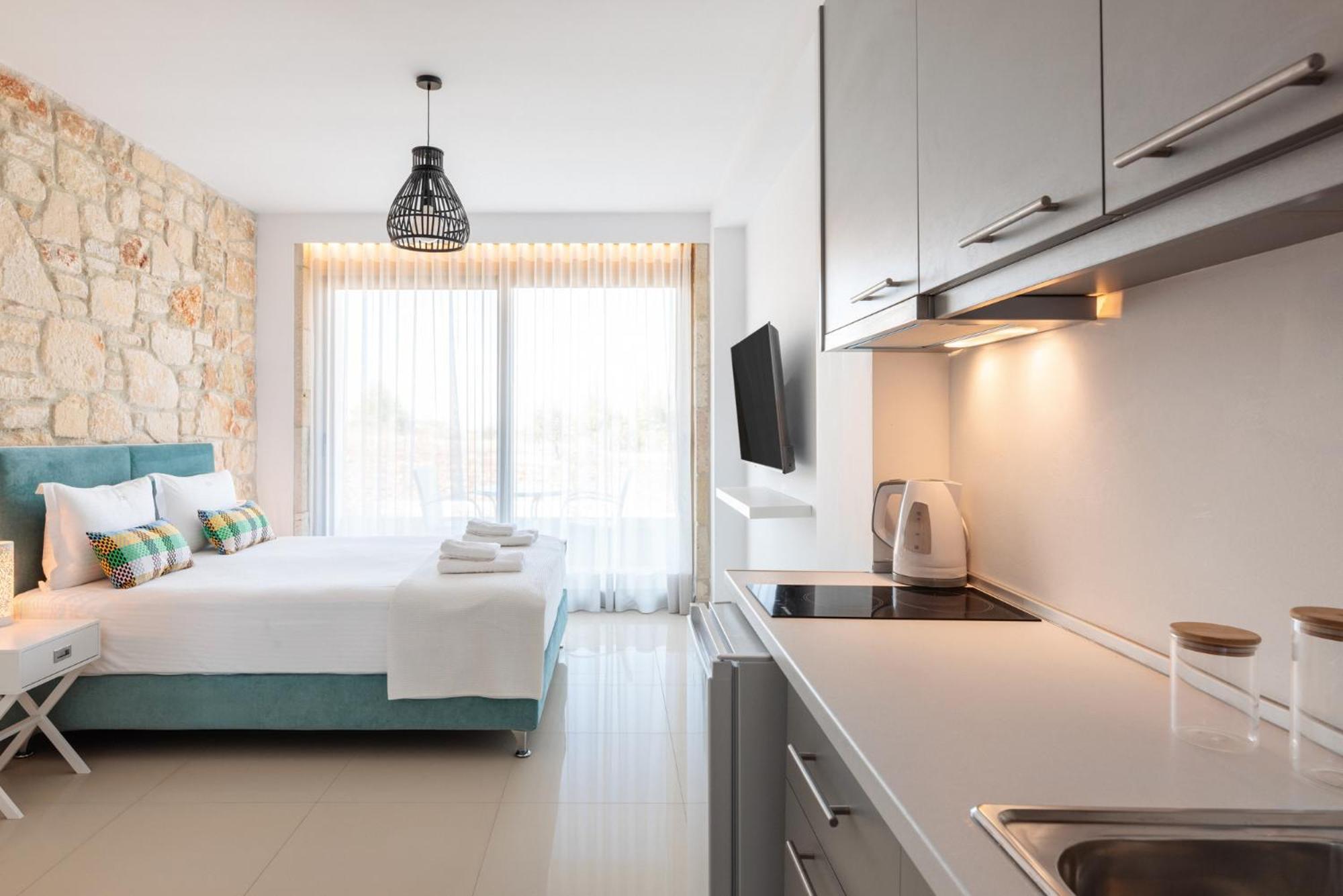 Anna Mare Luxury Apartments Афитос Номер фото