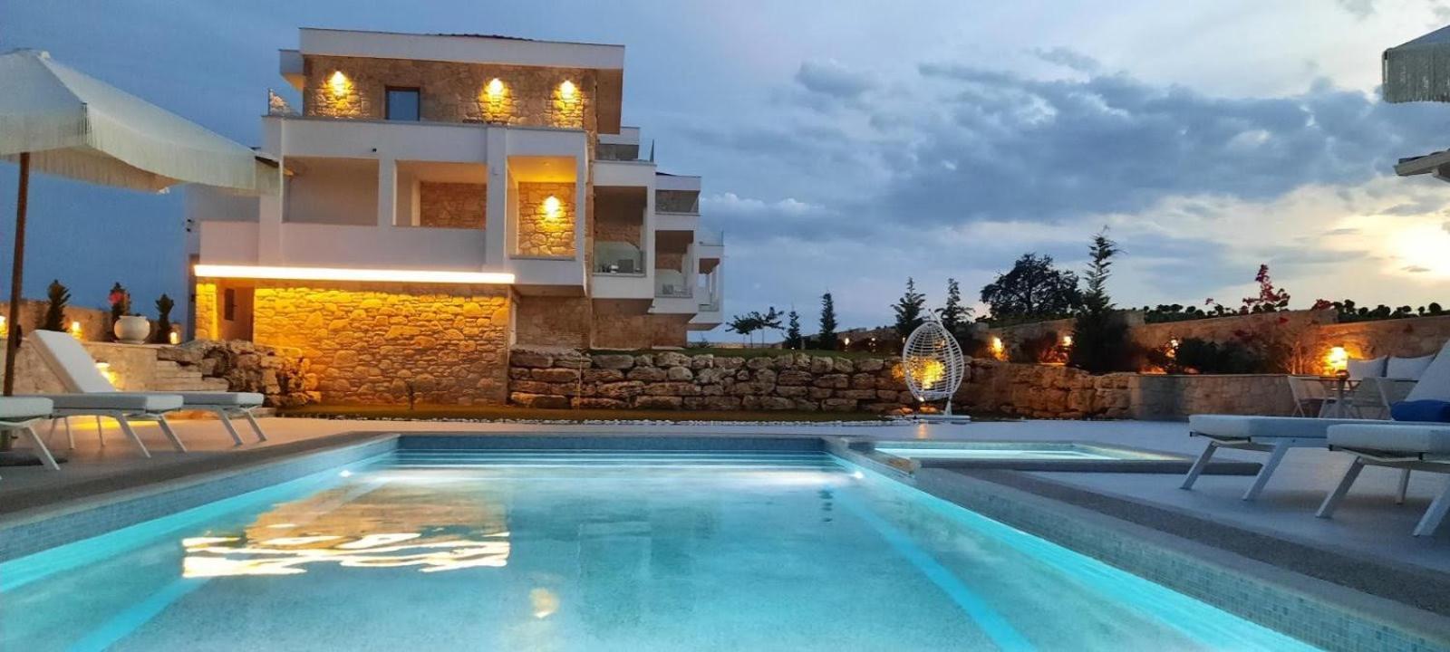 Anna Mare Luxury Apartments Афитос Экстерьер фото